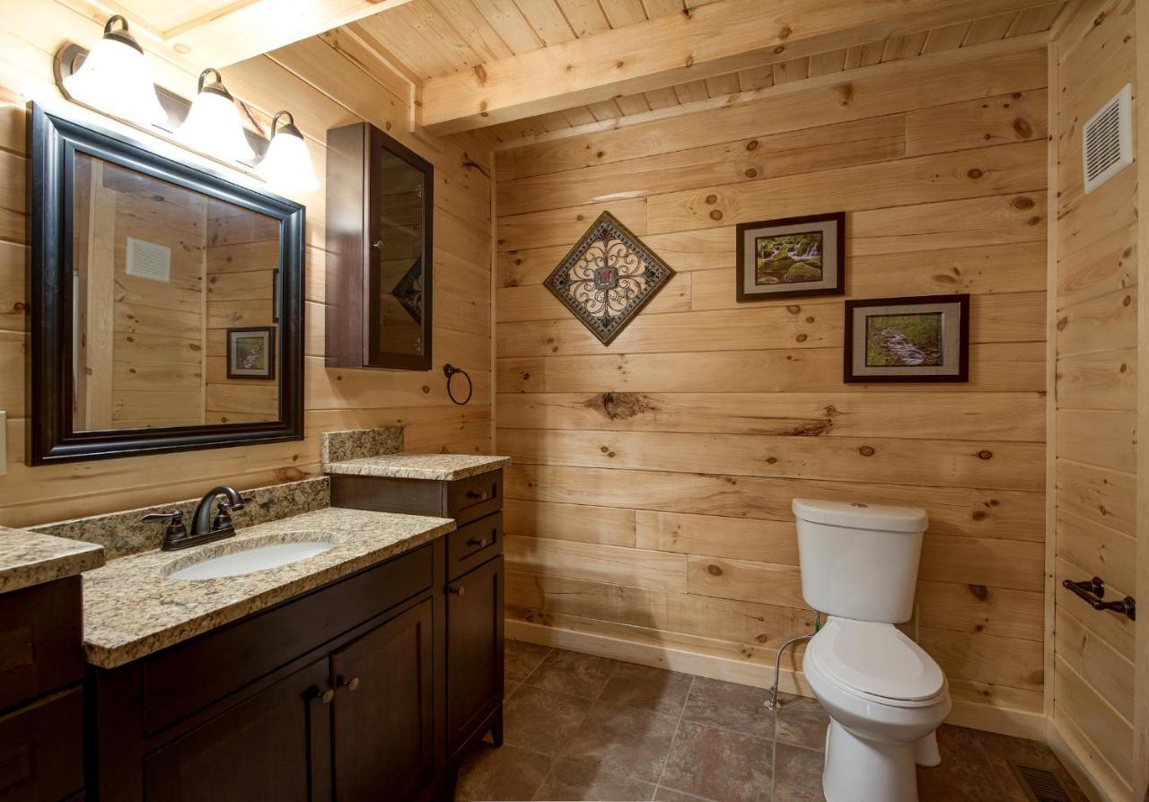 Woodland Escape Villa Pigeon Forge Exterior photo