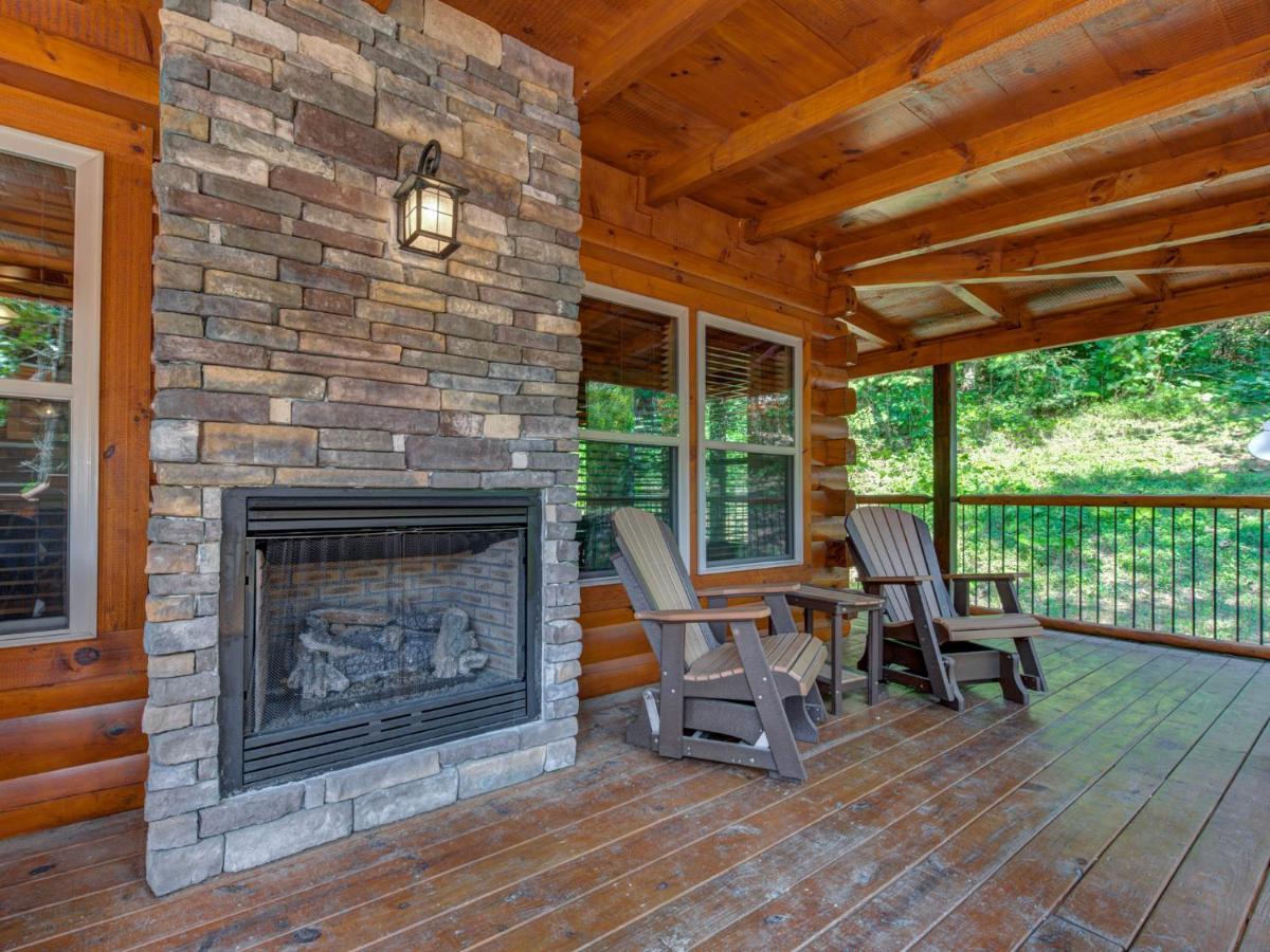 Woodland Escape Villa Pigeon Forge Exterior photo
