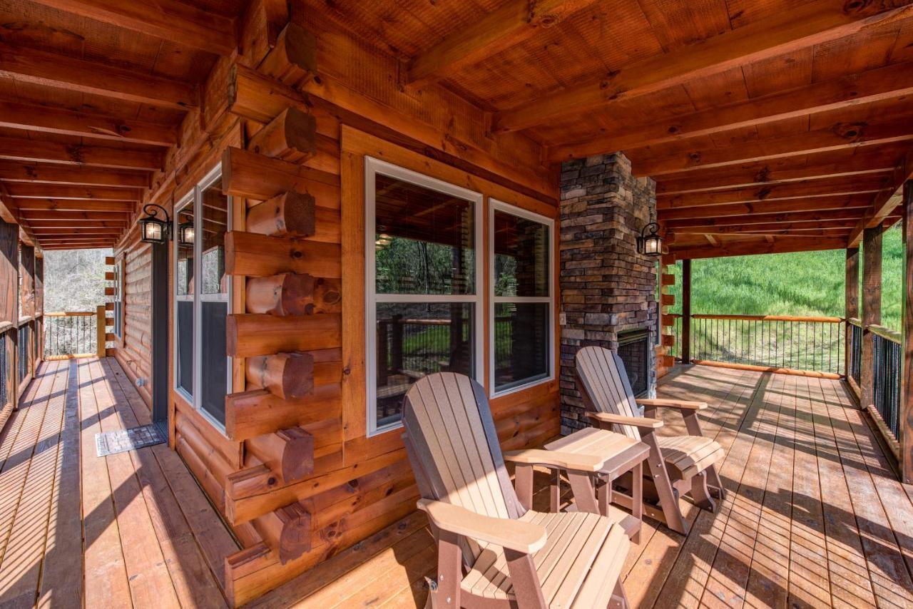 Woodland Escape Villa Pigeon Forge Exterior photo