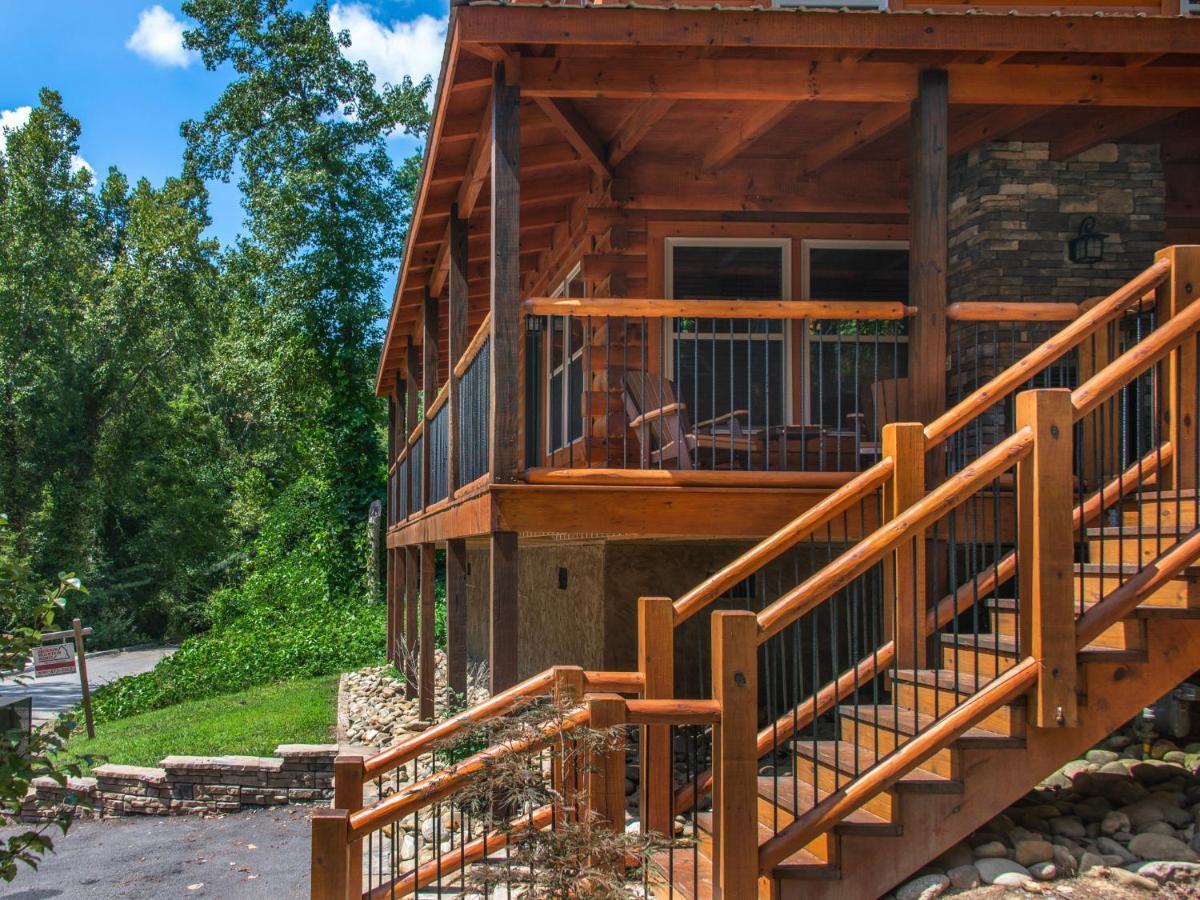 Woodland Escape Villa Pigeon Forge Exterior photo